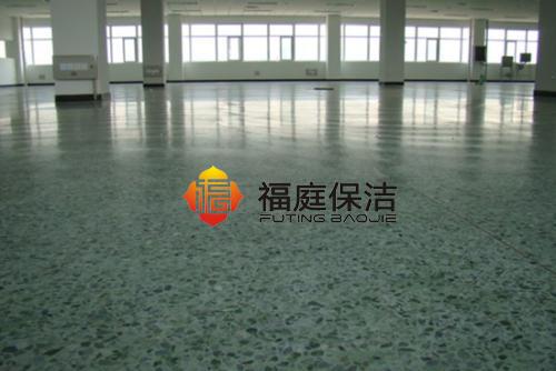 新鋪的水泥地面 新鋪的水泥地面